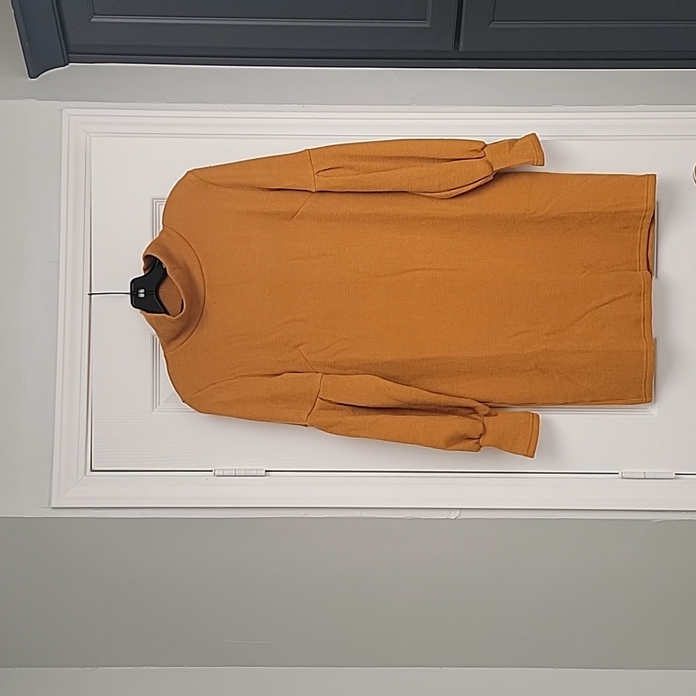 Puffy sleeve sweater dress. Knee length, cooper orange in Medium